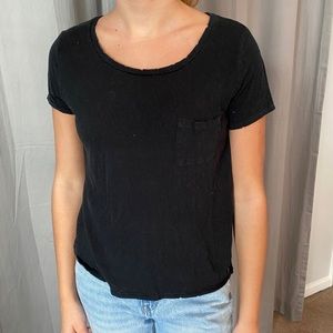 American Eagle Black tee